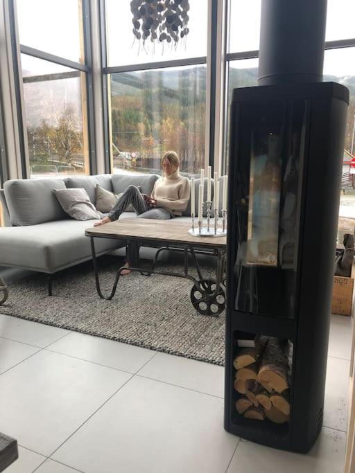 Delikat Hytte Omgitt Av Hallingdals Vakre Fjell Ål Esterno foto
